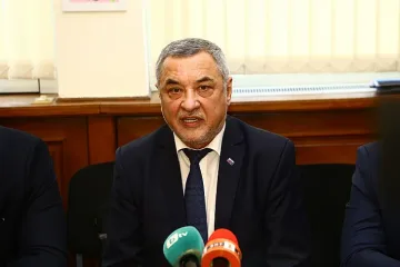 Симеонов: Министър живее в недеклариран имот