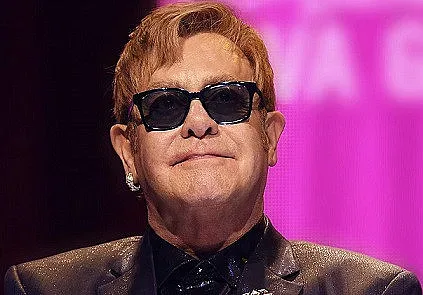 Елтън Джон забива на джаз феста в Монтрьо