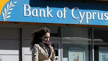 Милиардери изнасят капиталите си от Кипър