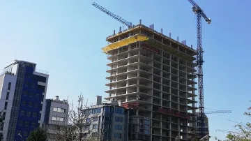 Премиерът обсъжда сградата „Златен век“ с граждани