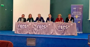 ГЕРБ дискутира образованието с граждани в Пловдив