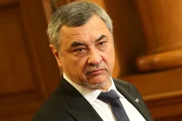 Срещи на кандидати на Патриоти за Валери Симеонов