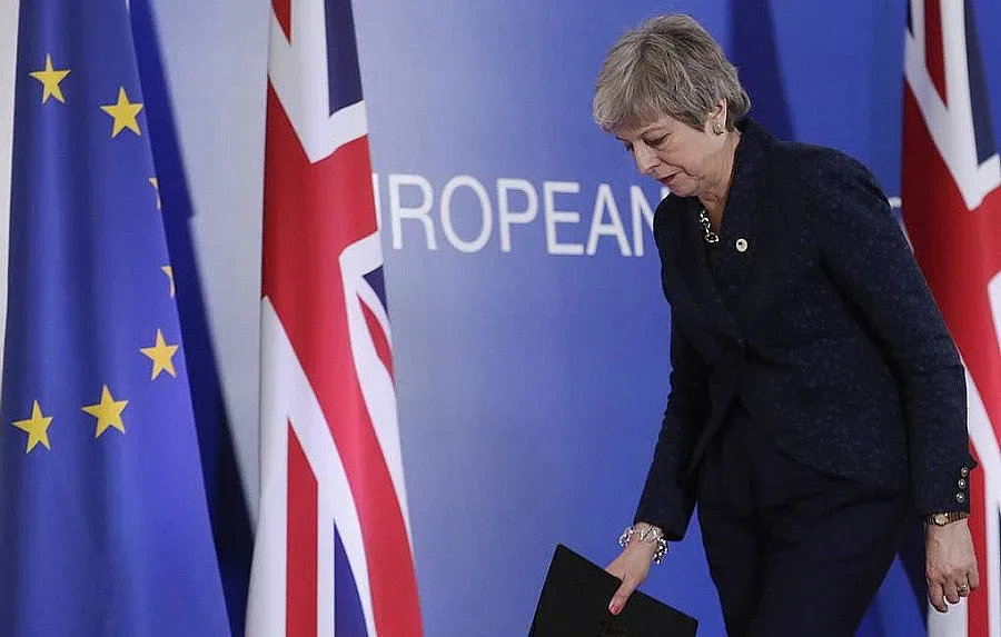 Отсрочка на Brexit до 30 юни иска Мей