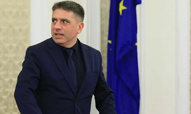 Патриотите и ВОЛЯ харесват Кирилов