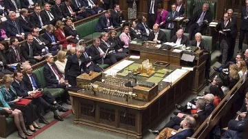 Британският парламент поиска отлагане на Брекзит