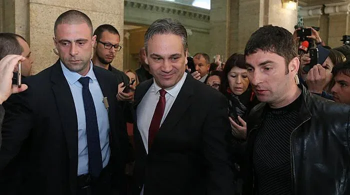 Юрист оневинява Пламен Георгиев за терасата му