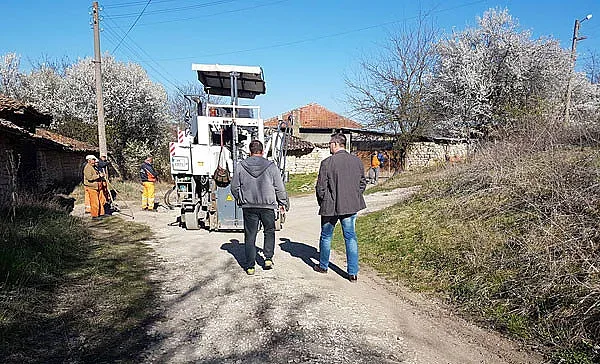 В 21 села в община Разград асфалтират улиците