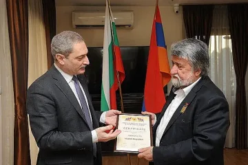 Вежди: Нося Армения в сърцето си