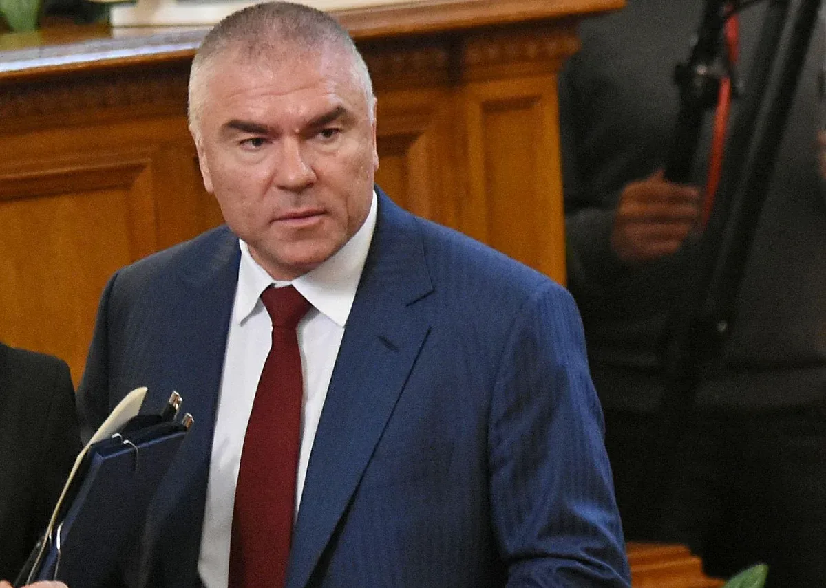 ВОЛЯ се обединява с 3 партии за евровота