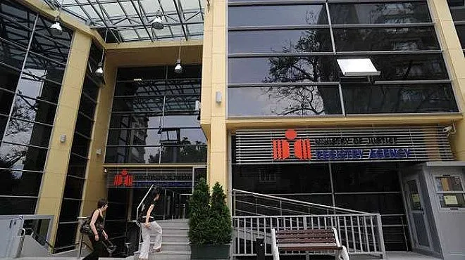 Агенцията по вписванията работи и днес