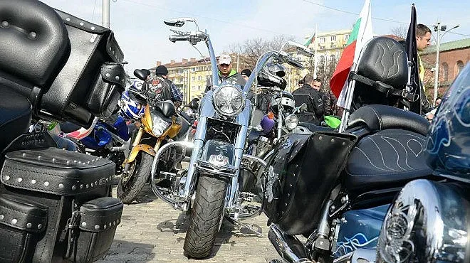 Мотосезон 2019 стартира от центъра на София