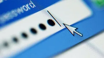 Хакнаха лични данни на почти 1 милиард души