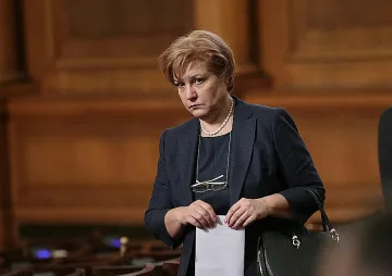 Стоянова: Дариткова е един от авторитетите в ГЕРБ