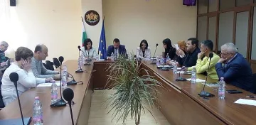 В Кърджали не се разбраха кой да оглави РИК за евровота