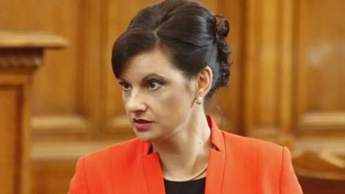 Даниела Дариткова поема групата на ГЕРБ