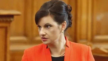 Даниела Дариткова поема групата на ГЕРБ