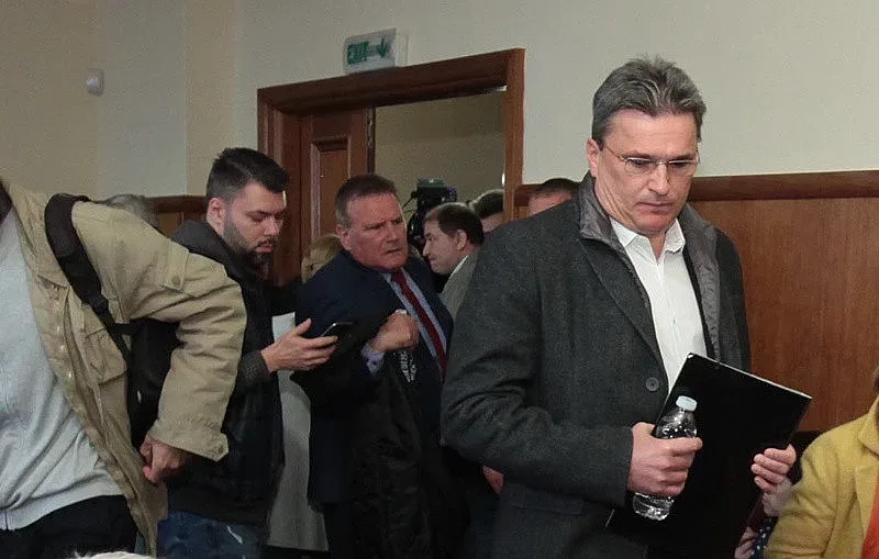 Цв. Василев и щерка му мачкали директори на КТБ