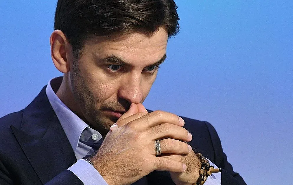 Закопчаха руски милиардер за енергийни измами