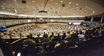 Европарламентът удря по свободата в интернет