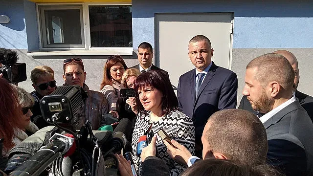 Караянчева: Няма решение за Цветанов