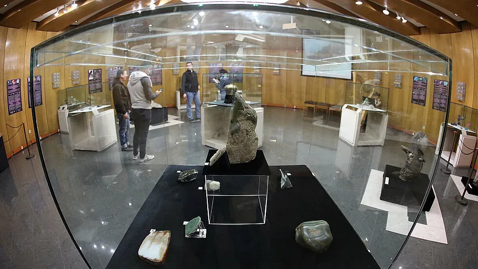 Два музея показват Съкровищата на Земята