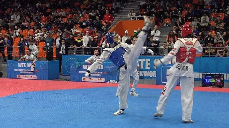 България приключи Мултиевропейското по таекуондо с 80 медала