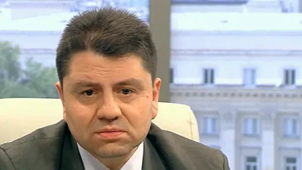 Ципов: Президентът даде заявка за втори мандат