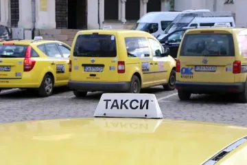 Таксиметрови шофьори срещу споделеното пътуване
