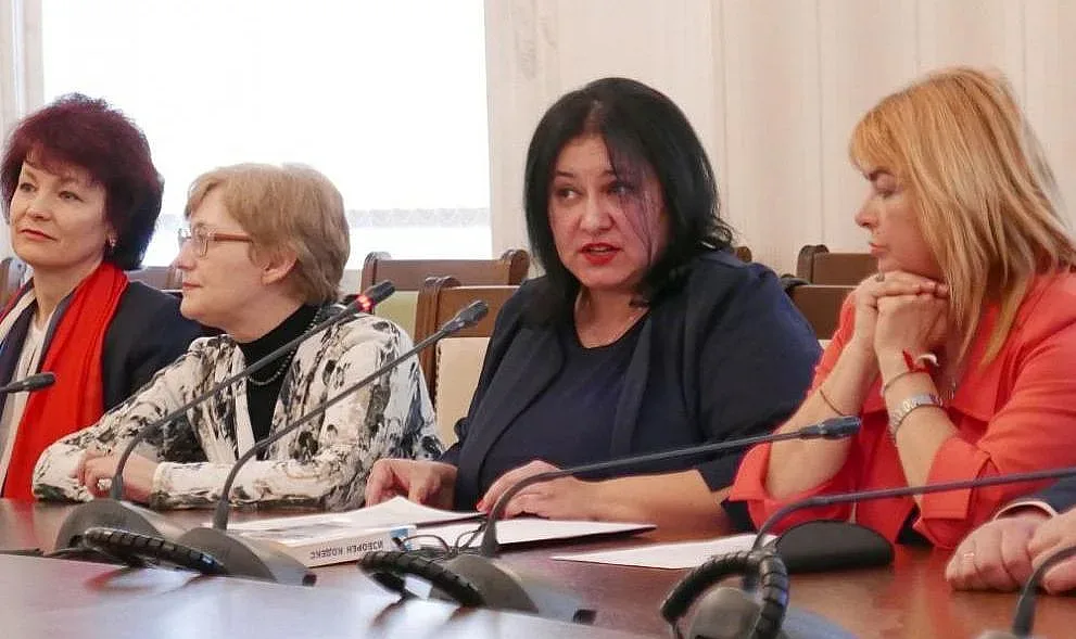 Старата ЦИК плаши новата с машинното гласуване