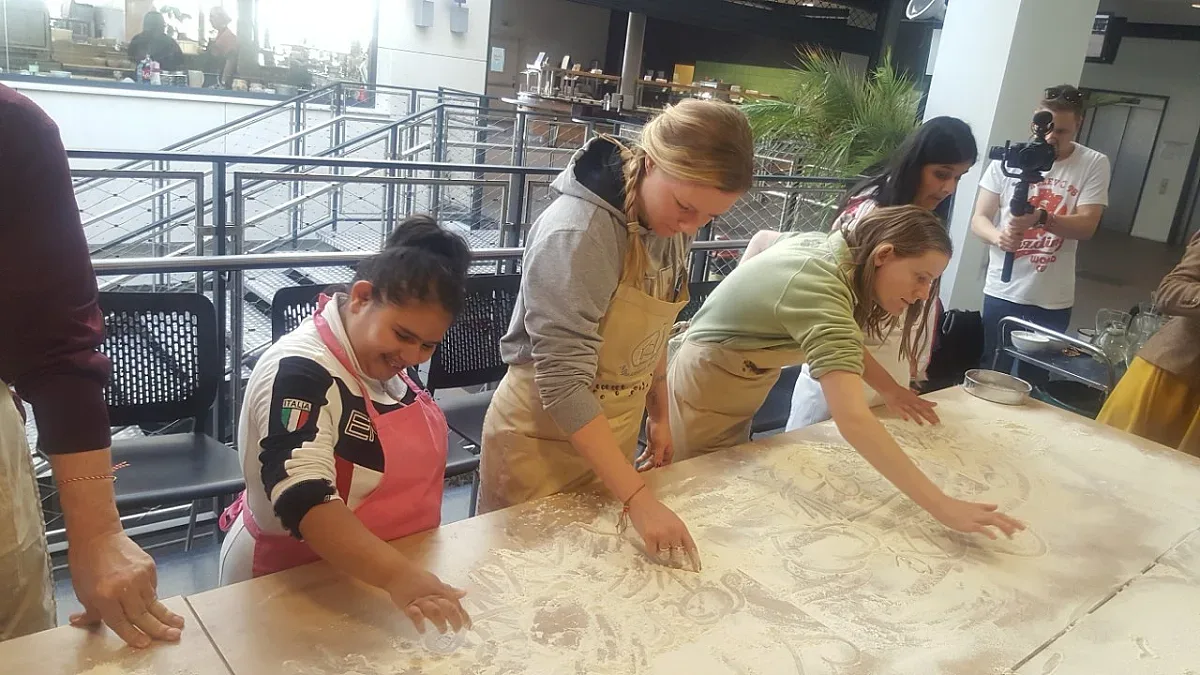 За първи път в Благоевград - "Месим, за да се смесим"