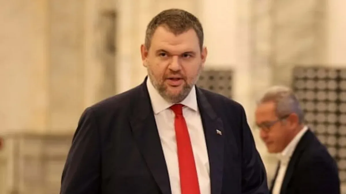 Пеевски: МО незабавно да изплати заплатите на протестиращите от "ТЕРЕМ-Хан Крум"!