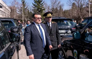 Готвят наблюдение на горивата в складовете им