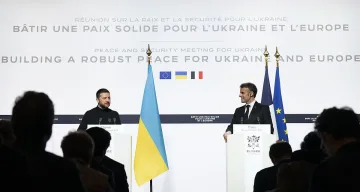 Среща на върха в Париж решава съдбата на Украйна и Зеленски