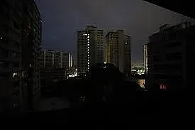 Масово грабят магазини във Венецуела