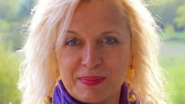 Рожден ден днес има Неда Попова