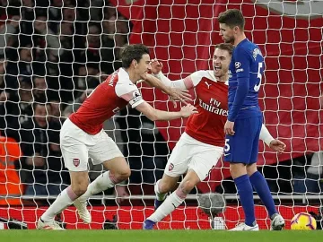 Арсенал спря победната серия на Манчестър Юнайтед