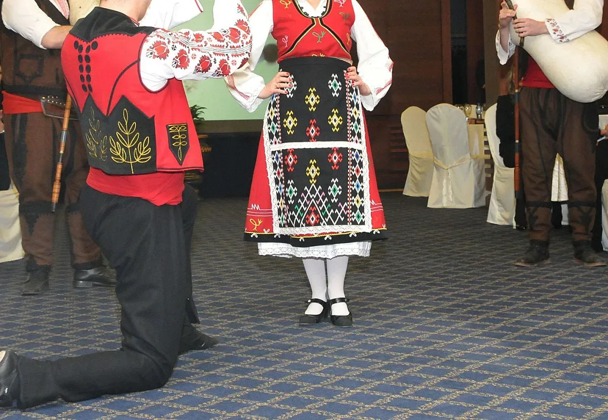 Данъчни под прикритие играят ръченица в Пловдив