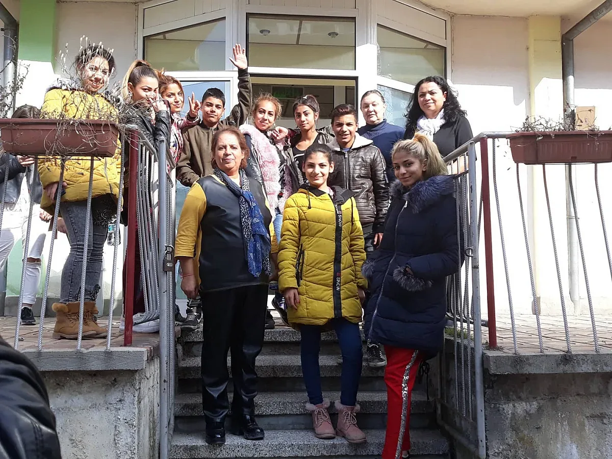 Медиатори от община Благоевград с беседи за ранните бракове