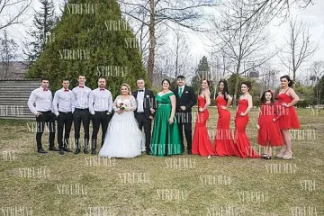 Сватба в цветовете на трикольора