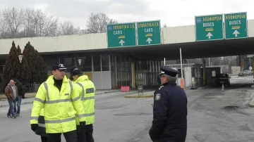 Гърция удължава карантината