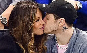 Пийт Дейвидсън и Кейт Бекинсейл са двойка