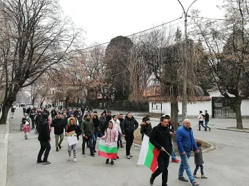 Протест в Кюстендил иска да разнищят Гольовците