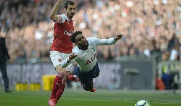 Арсенал изпусна да бие Тотнъм (ВИДЕО)