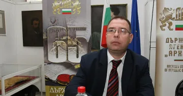 Касоразбивачът Пантуди спасява  Търновската конституция