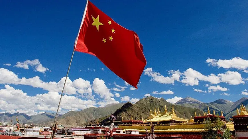 Пекин зове комунистите да не вярват в призраци и духове