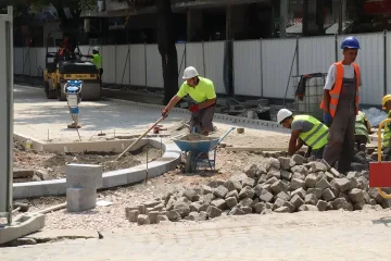 Проектанти и строители пречат на ремонтите в София