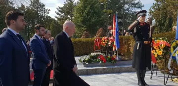 Наши отдадоха почит на Борис Трайковски в Скопие