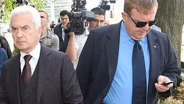 "Атака" и ВМРО подкрепят ветото на Радев
