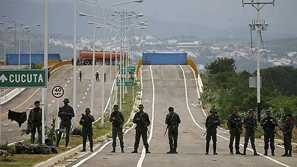 Венецуела разположи войски на границата с Колумбия