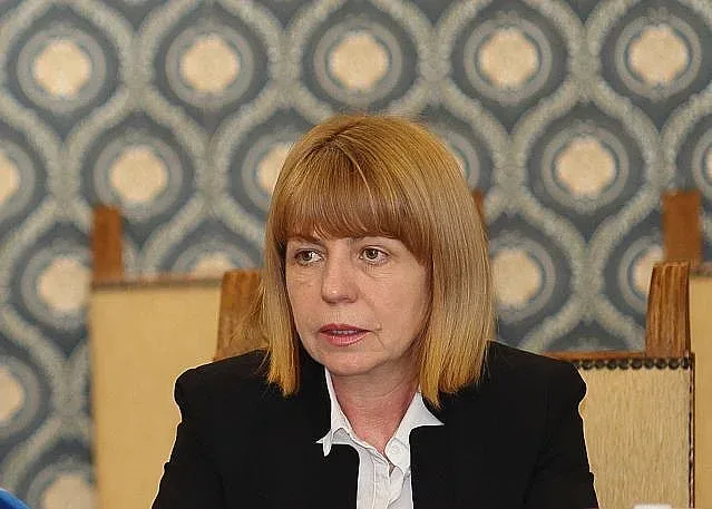 Фандъкова стана "доктор" в Медицинския университет